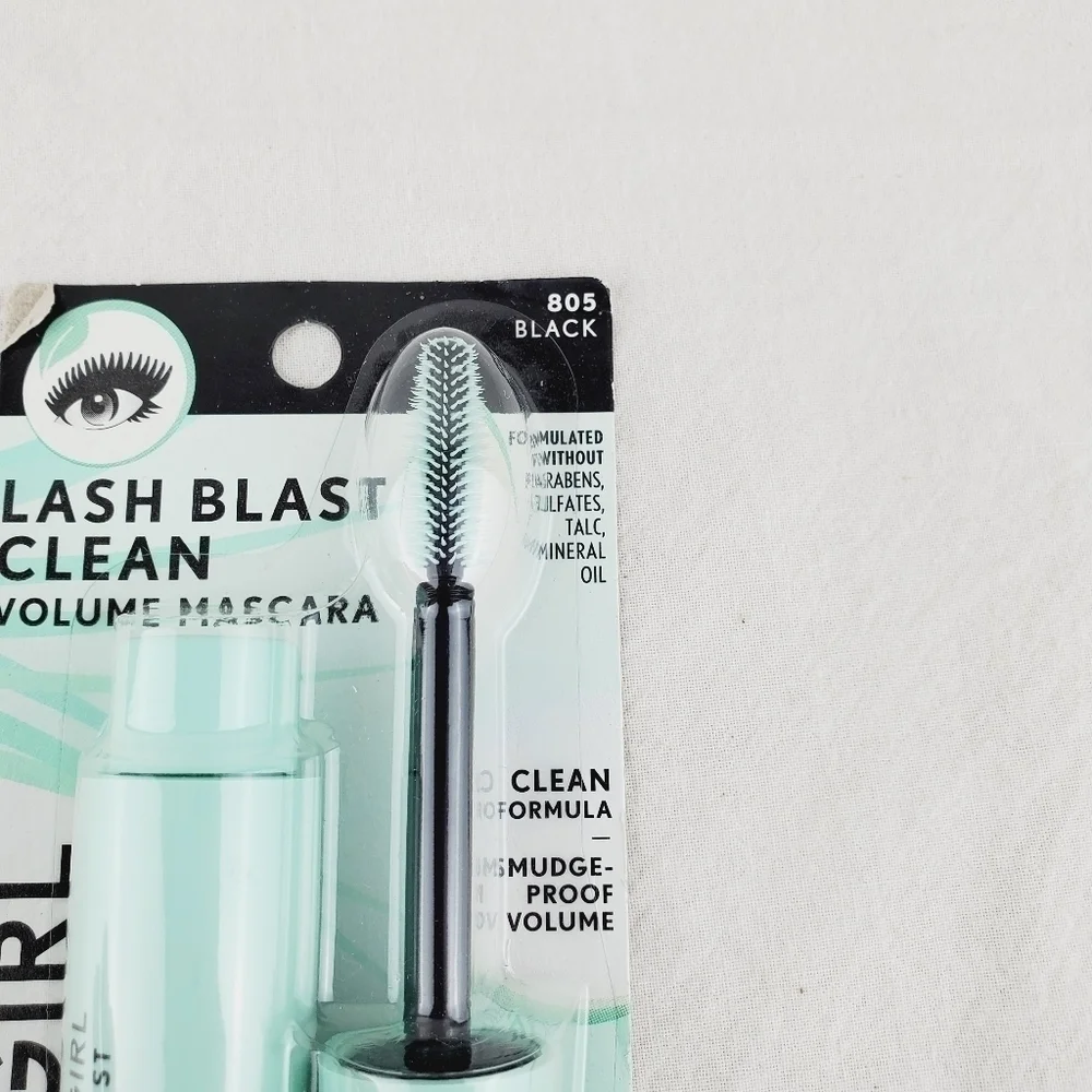 LAST ONE 🔥Covergirl Lash Blast Clean Valume Mascara